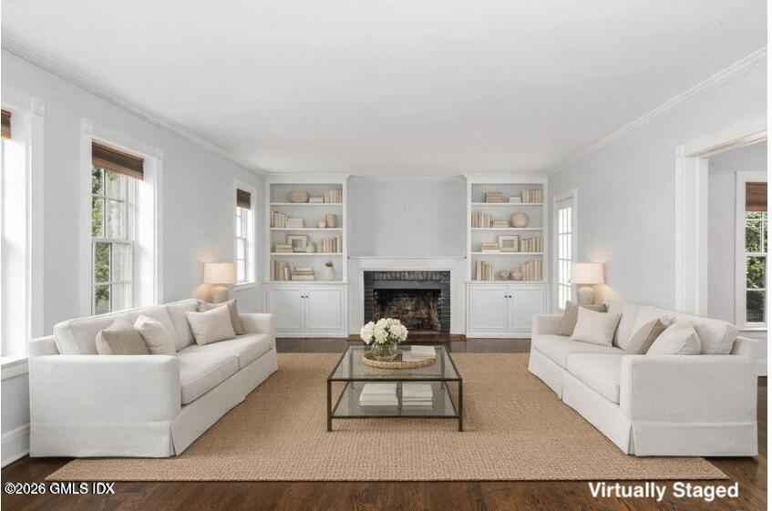 118 Shore Road Old Greenwich, CT 06870 - Photo 11 of 14 Oversized Living Room _ VS