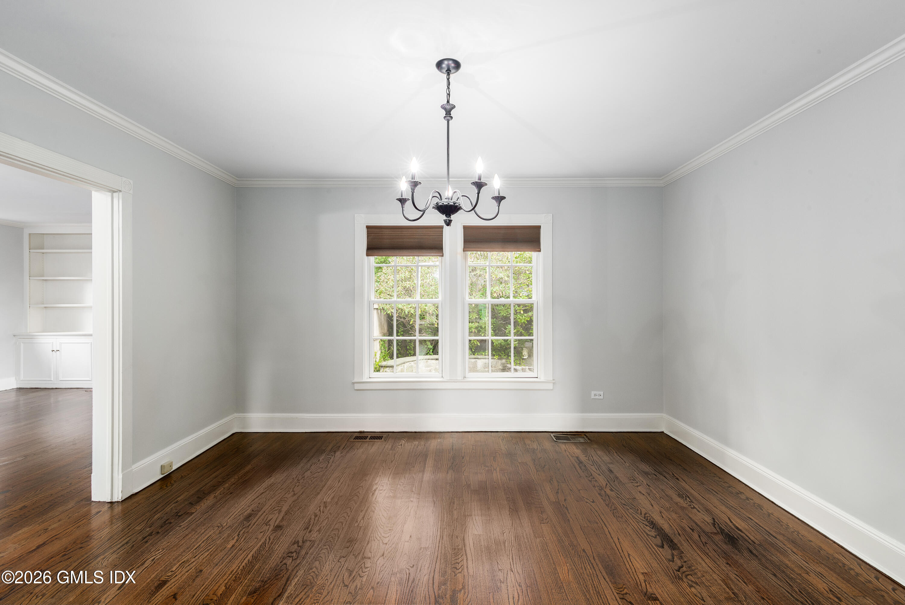 118 Shore Road Old Greenwich, CT 06870 - Photo 13 of 14 Dining Room