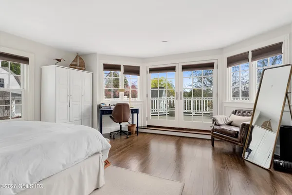 $4,375,000 | 118 Shore Road, Old Greenwich, CT 06870