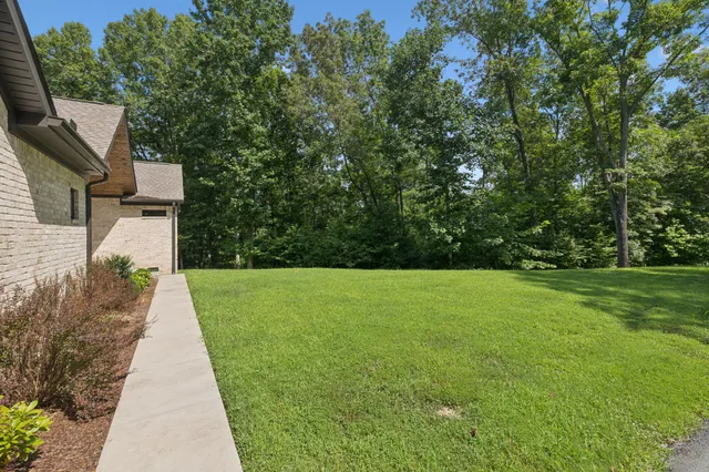 $935,000 | 7903 Daugherty-Capley Road, Primm Springs, TN 38476