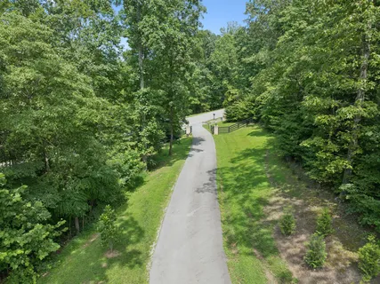 $935,000 | 7903 Daugherty-Capley Road, Primm Springs, TN 38476