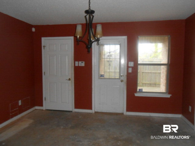 254 Kennedy Street Mobile, AL 36603 - Photo 2 of 12