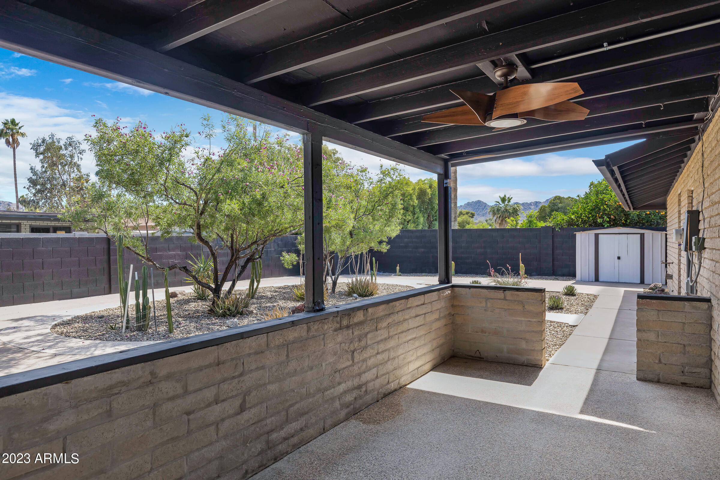 3029 East Cochise Road Phoenix, AZ 85028 - Photo 27 of 31 3029 E Cochise Rd-35