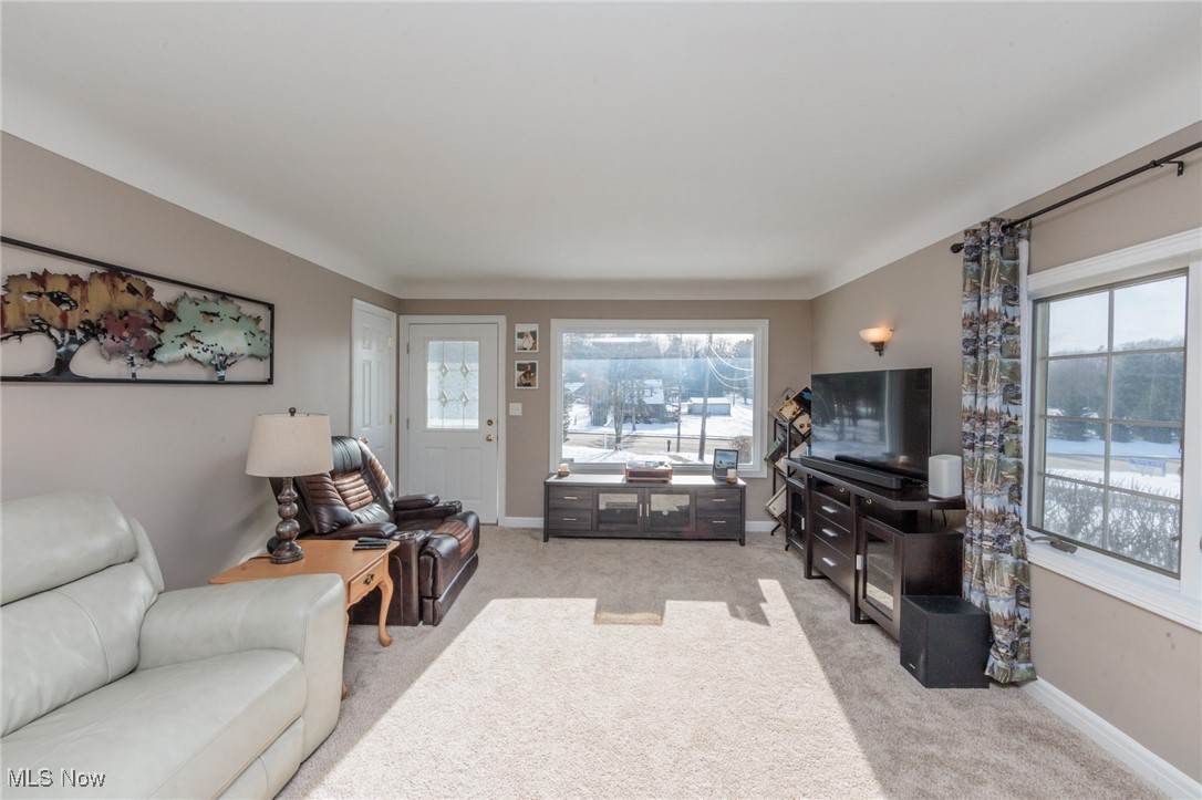 7702 West Pleasant Valley Road Parma, OH 44129 - Photo 13 of 50 Awesome views from these great big windows