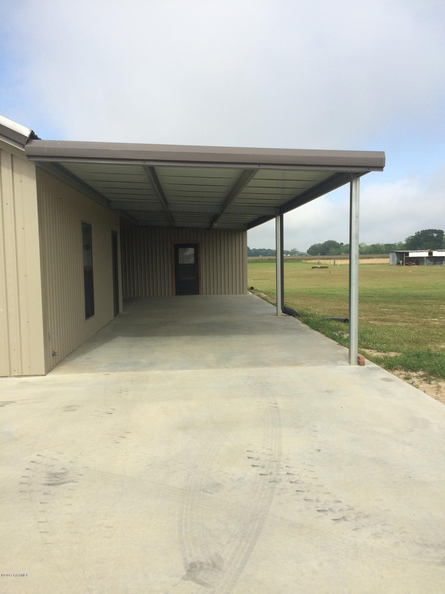 13330 Gladu Road Kaplan, LA 70548 - Photo 3 of 3 13330 Gladu Side