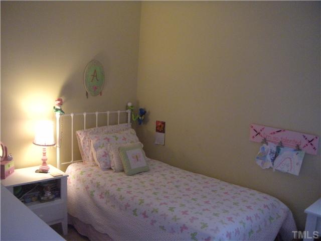 2913 New Hall Court Raleigh, NC 27615 - Photo 22 of 25 Second bedroom