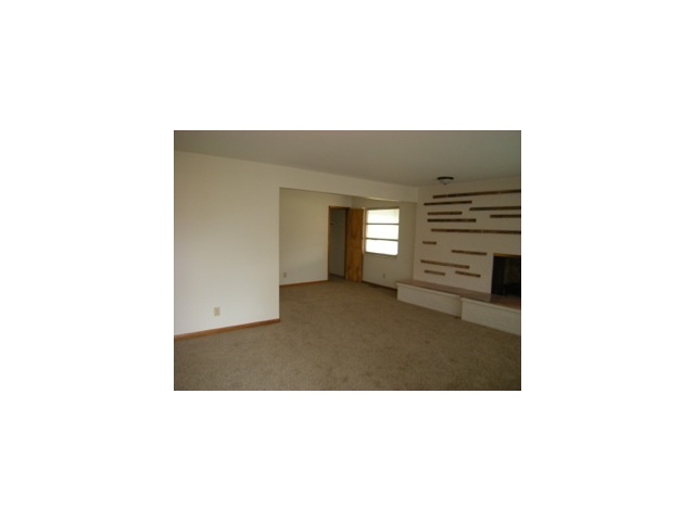 1694 Adair Road Columbus, OH 43227 - Photo 8 of 14 Gallery Image 8