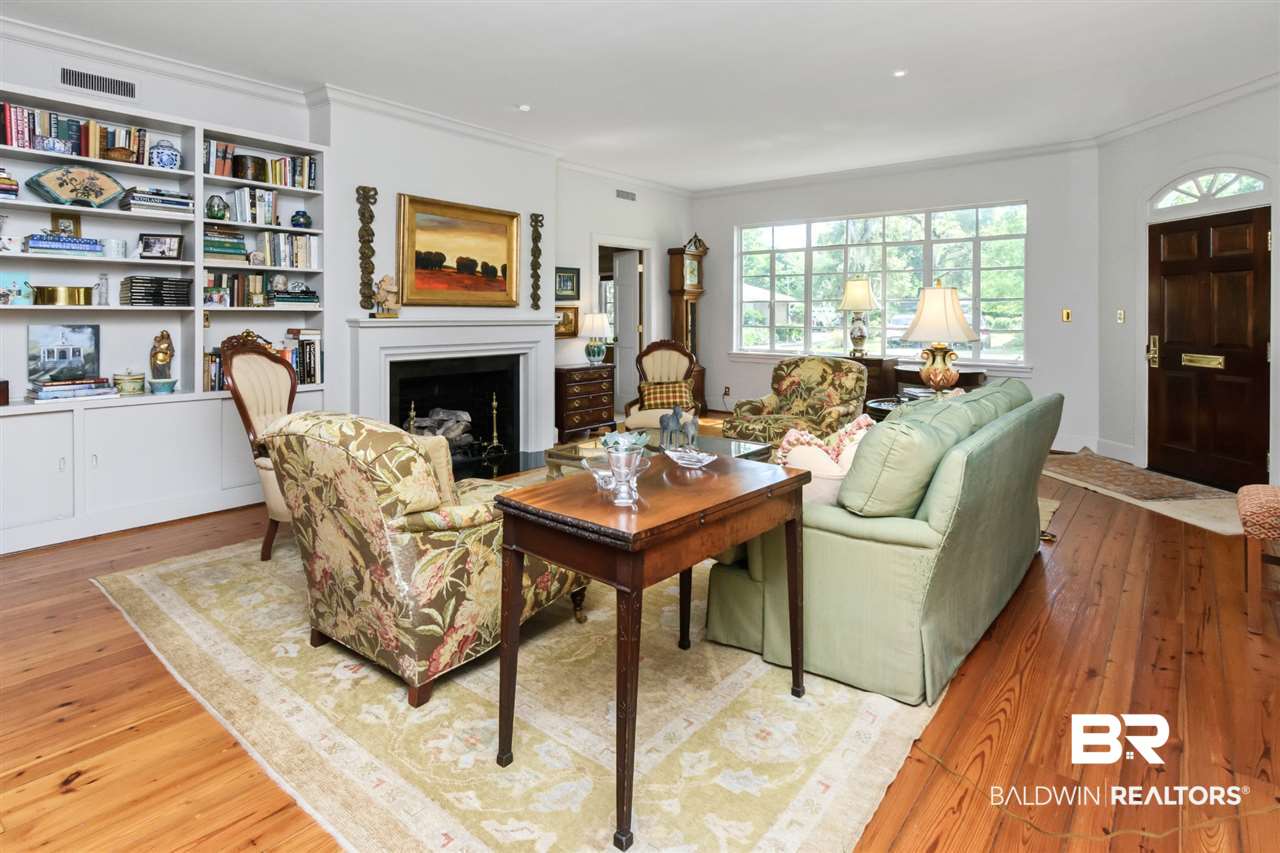 209 Edington Drive Mobile, AL 36607 - Photo 8 of 49