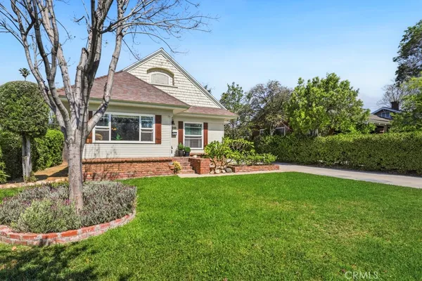 $670,000 | 520 Linda Place, Redlands, CA 92373