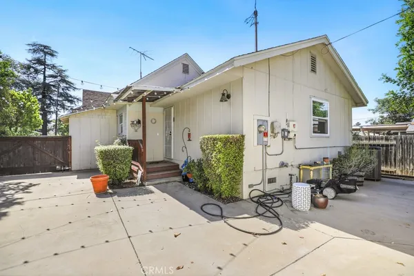 $670,000 | 520 Linda Place, Redlands, CA 92373