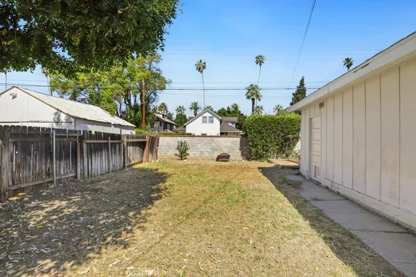 $670,000 | 520 Linda Place, Redlands, CA 92373