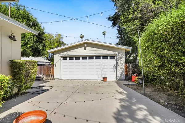 $670,000 | 520 Linda Place, Redlands, CA 92373