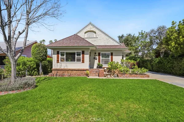 $670,000 | 520 Linda Place, Redlands, CA 92373