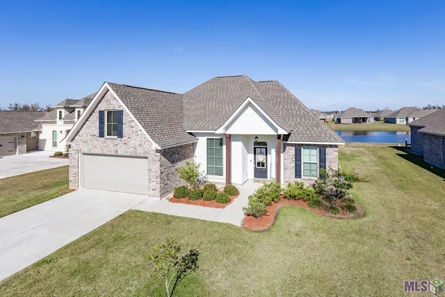 $330,000 | 4822 Longwood Drive, Addis, LA 70710