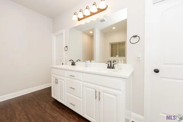 $330,000 | 4822 Longwood Drive, Addis, LA 70710