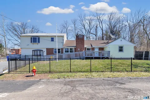 $659,000 | 44 Woodlawn Terrace, Meriden, CT 06450