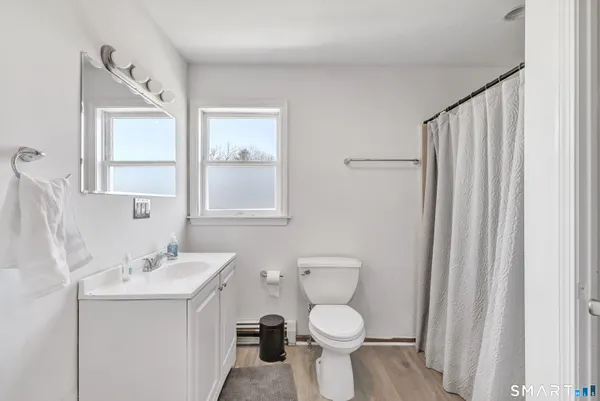 $659,000 | 44 Woodlawn Terrace, Meriden, CT 06450