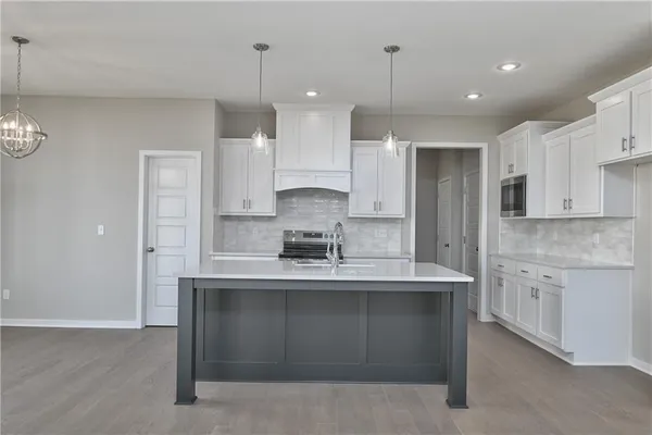 $639,950 | 2739 West Park Street, Olathe, KS 66061