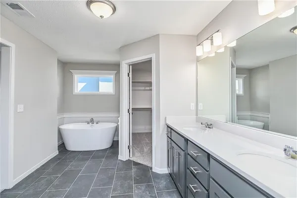 $639,950 | 2739 West Park Street, Olathe, KS 66061