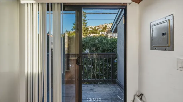 $4,900 | 2101 Glenneyre Street, Unit C, Laguna Beach, CA 92651