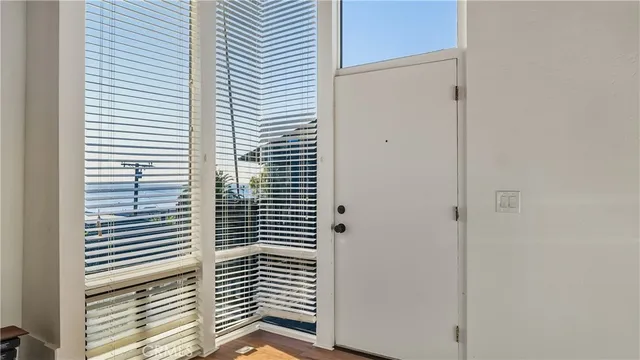 $4,900 | 2101 Glenneyre Street, Unit C, Laguna Beach, CA 92651