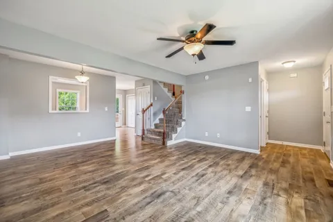 $289,900 | 565 Oakmont Drive, Clarksville, TN 37042
