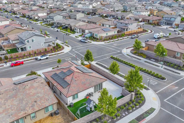 $599,999 | 15455 Folktale Way, Lathrop, CA 95330