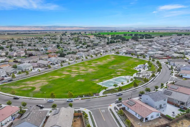 $599,999 | 15455 Folktale Way, Lathrop, CA 95330