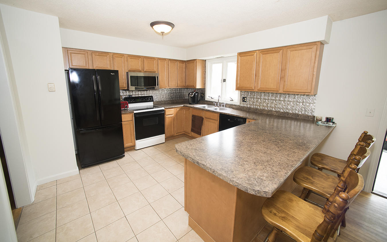 83 Canterbury Road Brewer, ME 04412 - Photo 4 of 22 83canterburyroad4KB