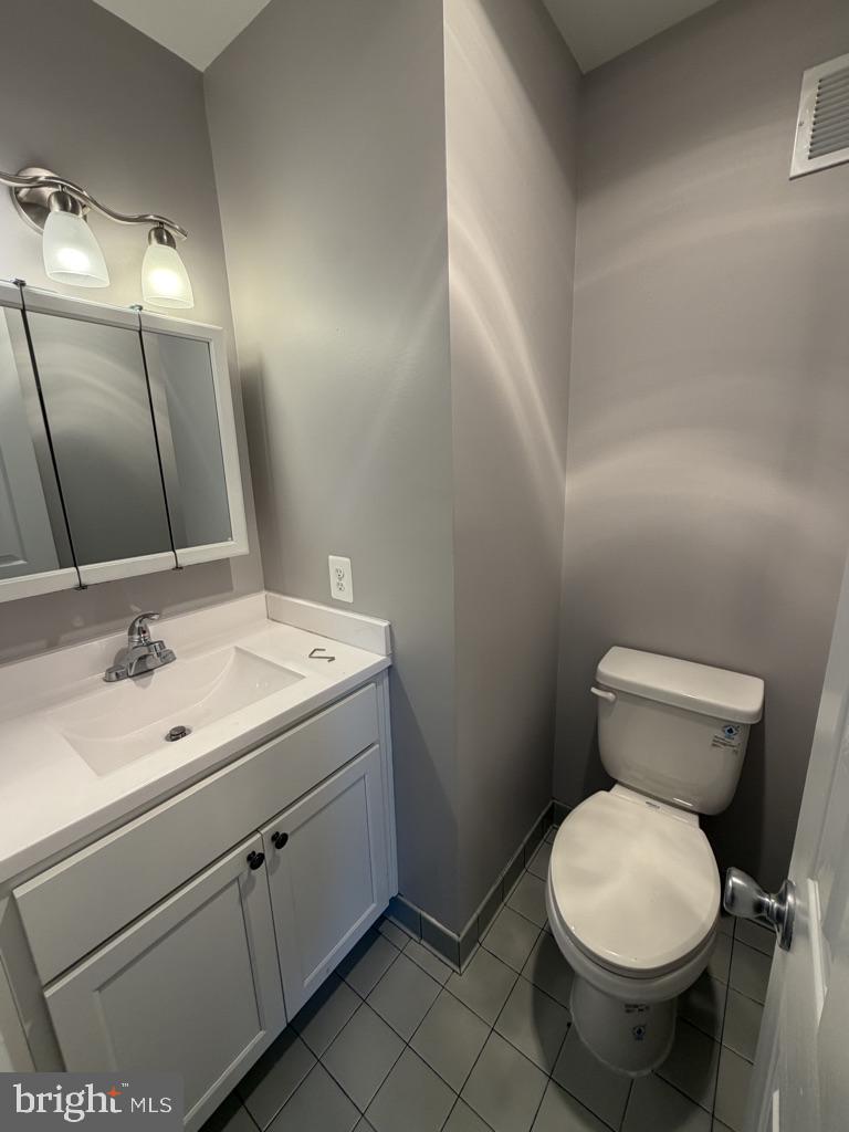 3216 Spartan Road, Unit 40 Olney, MD 20832 - Photo 22 of 35 Master Bath