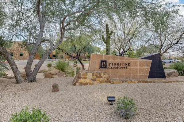 $2,600 | 3983 East Cat Balue Drive, Phoenix, AZ 85050