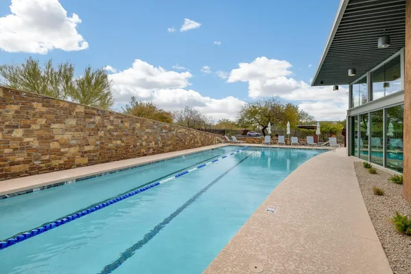 $2,600 | 3983 East Cat Balue Drive, Phoenix, AZ 85050