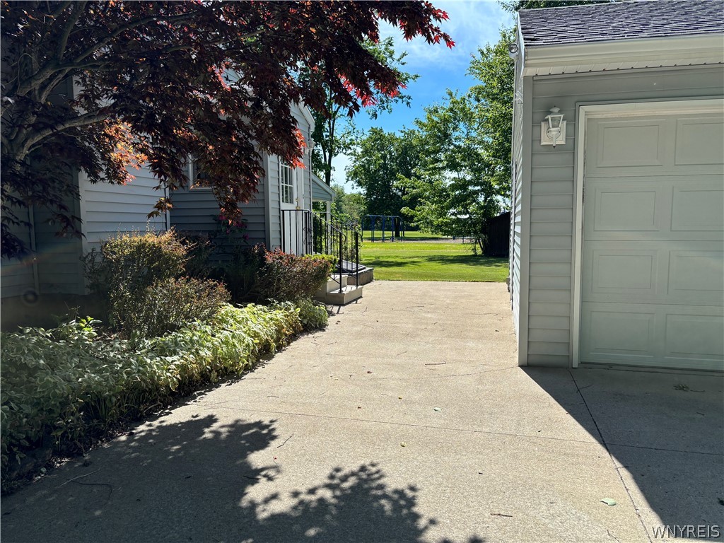 7020 Potter Road Evans, NY 14047 - Photo 25 of 38