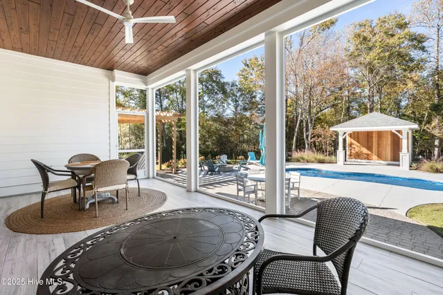 $988,000 | 9362 Orange Manor Court Northeast, Leland, NC 28451