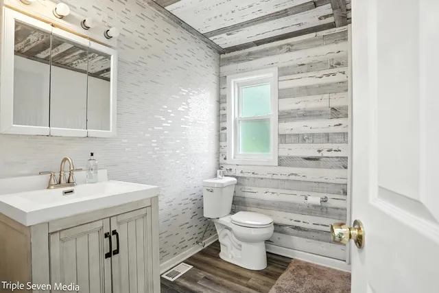 a bathroom with a bathtub