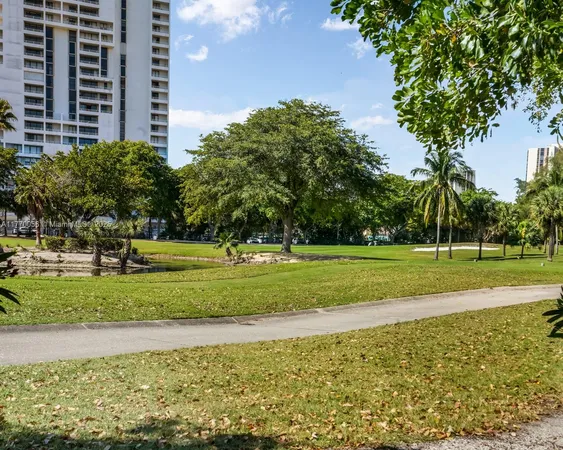 $255,000 | 3475 North Country Club Drive, Unit 818, Aventura, FL 33180