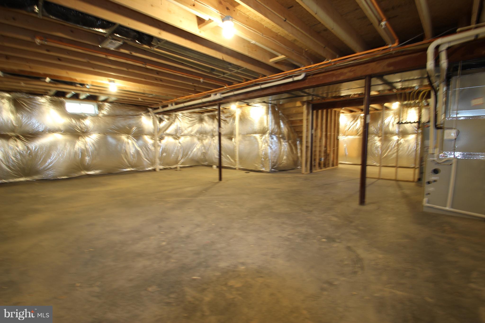 122 Riverside Road Baltimore, MD 21221 - Photo 20 of 26 Basement