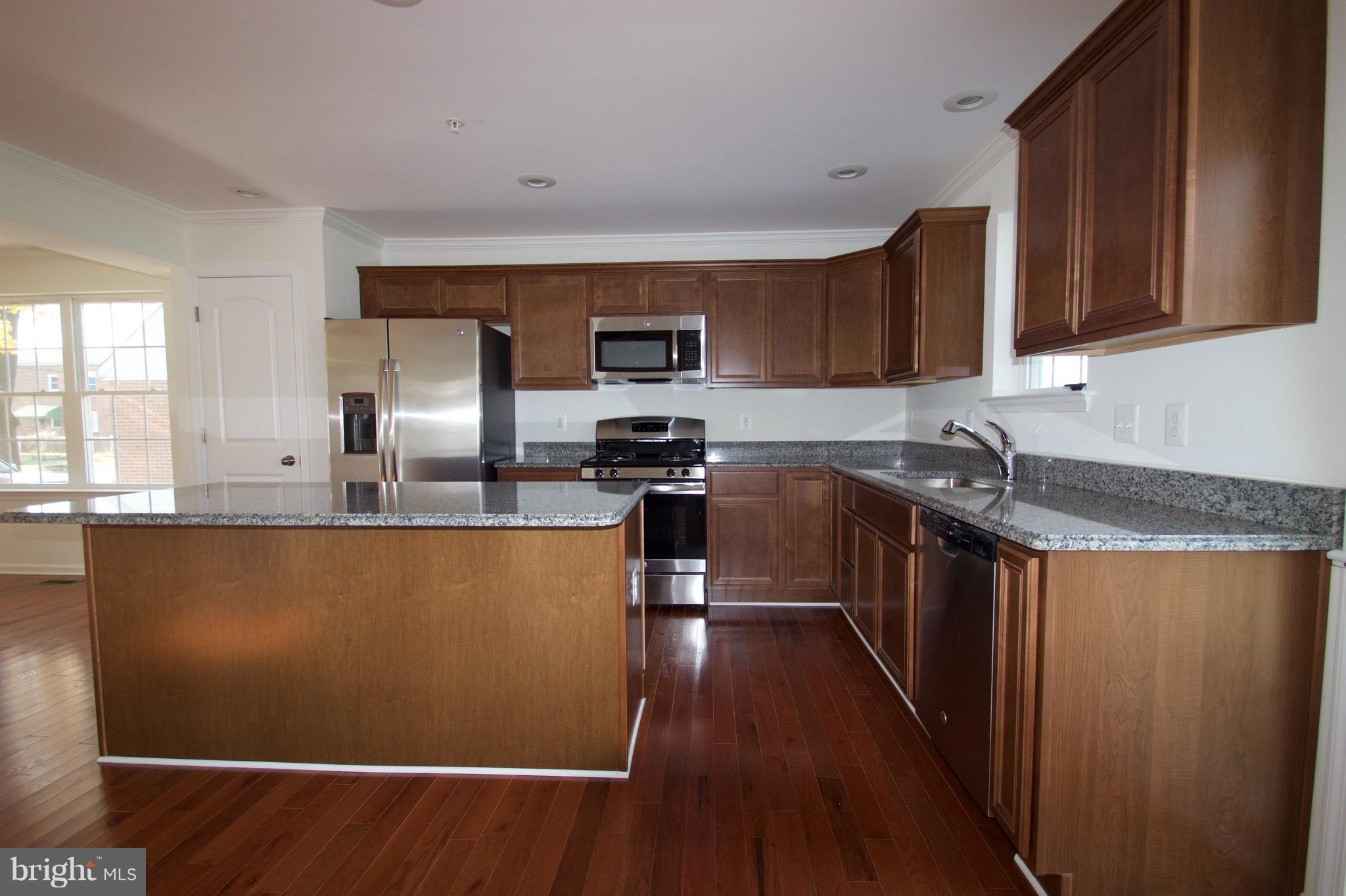 122 Riverside Road Baltimore, MD 21221 - Photo 4 of 26 Kitchen