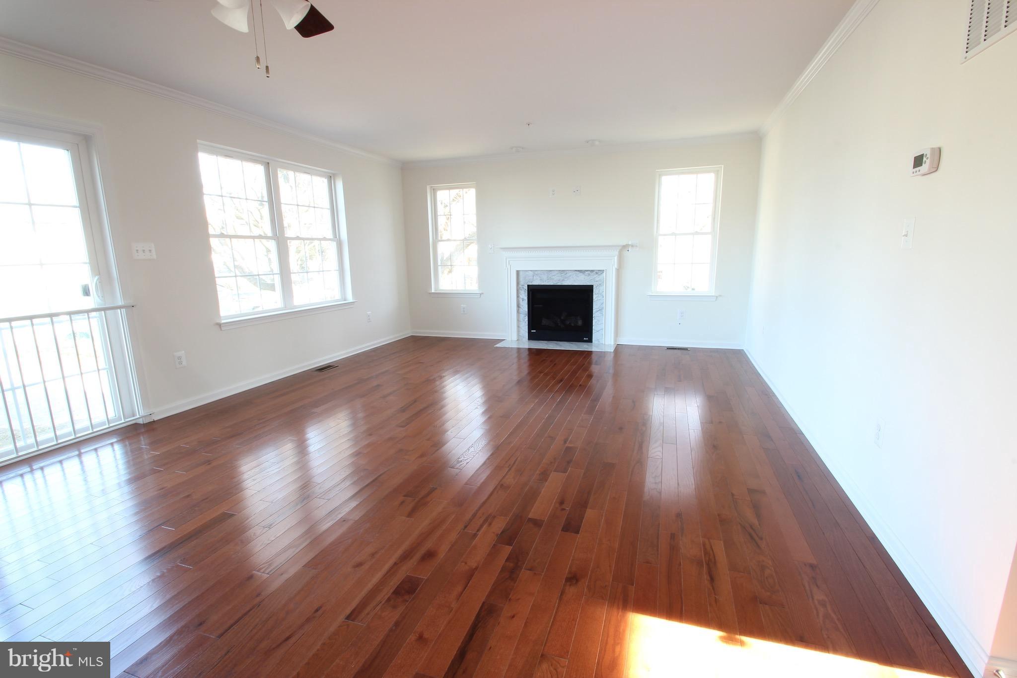 122 Riverside Road Baltimore, MD 21221 - Photo 7 of 26 Family Room