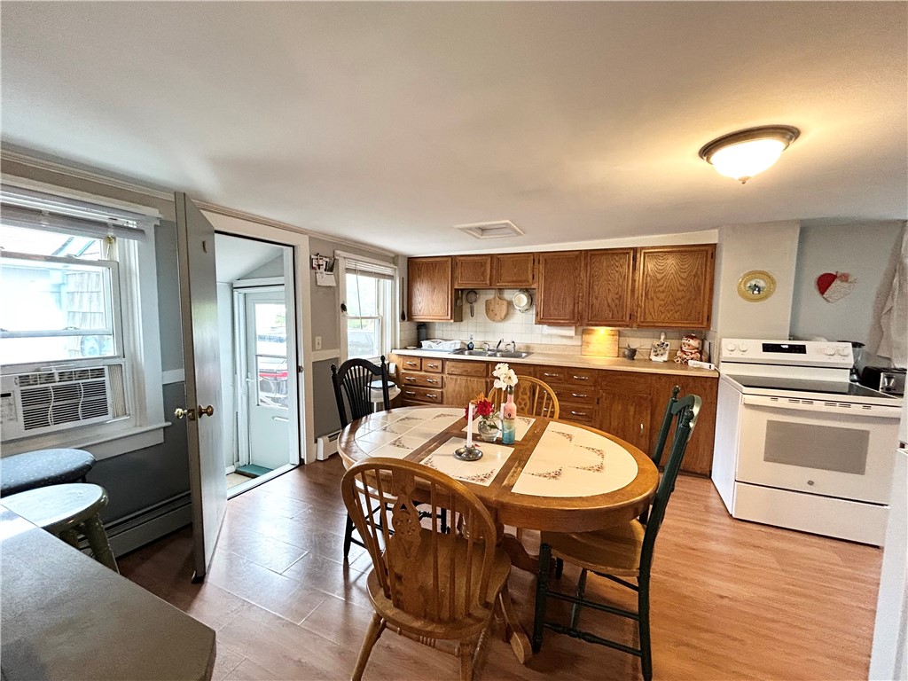 302 State Street Bristol, RI 02809 - Photo 8 of 22