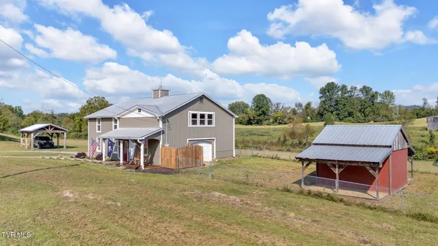 $490,000 | 118 West Ellis Lane, Mount Carmel, TN 37645