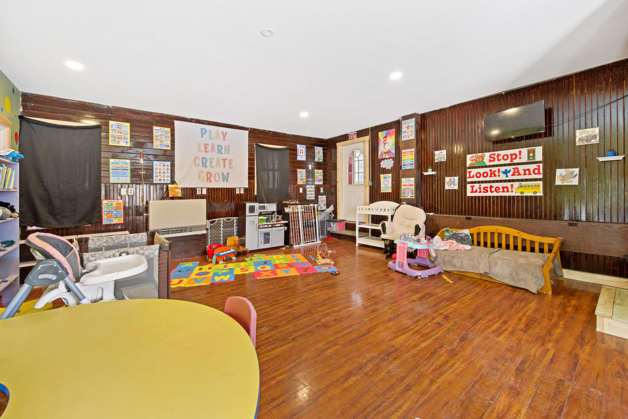 22 Grove Street Newport, ME 04953 - Photo 20 of 46 DSC_4182