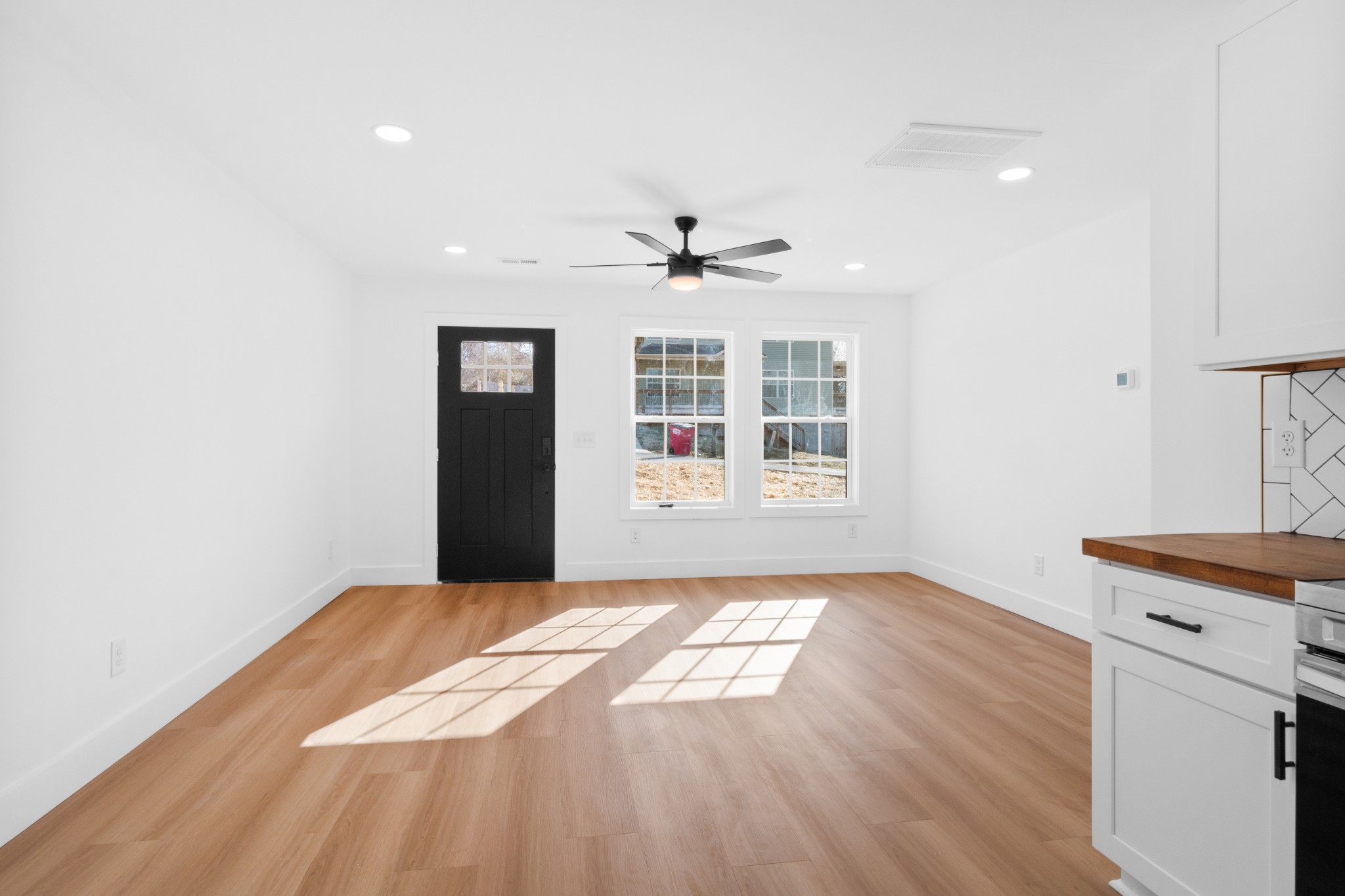 181 Plum Street Clarksville, TN 37042 - Photo 6 of 47 Gallery Image 6