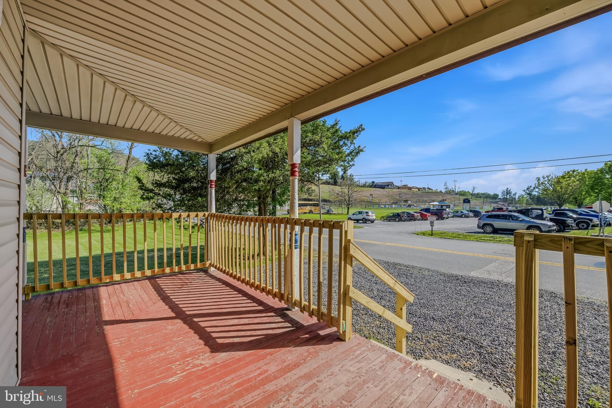 15 Myers Road Berkeley Springs, WV 25411 - Photo 4 of 27
