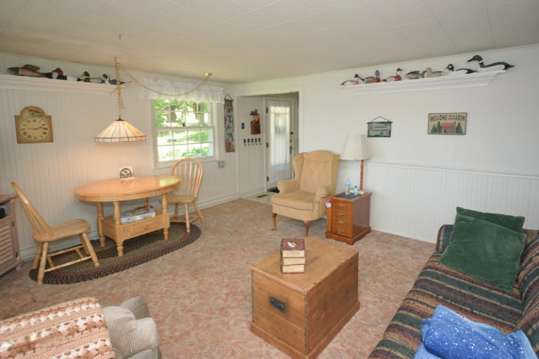 37011 Baseline Road Gobles, MI 49055 - Photo 13 of 28 37011Baseline_08