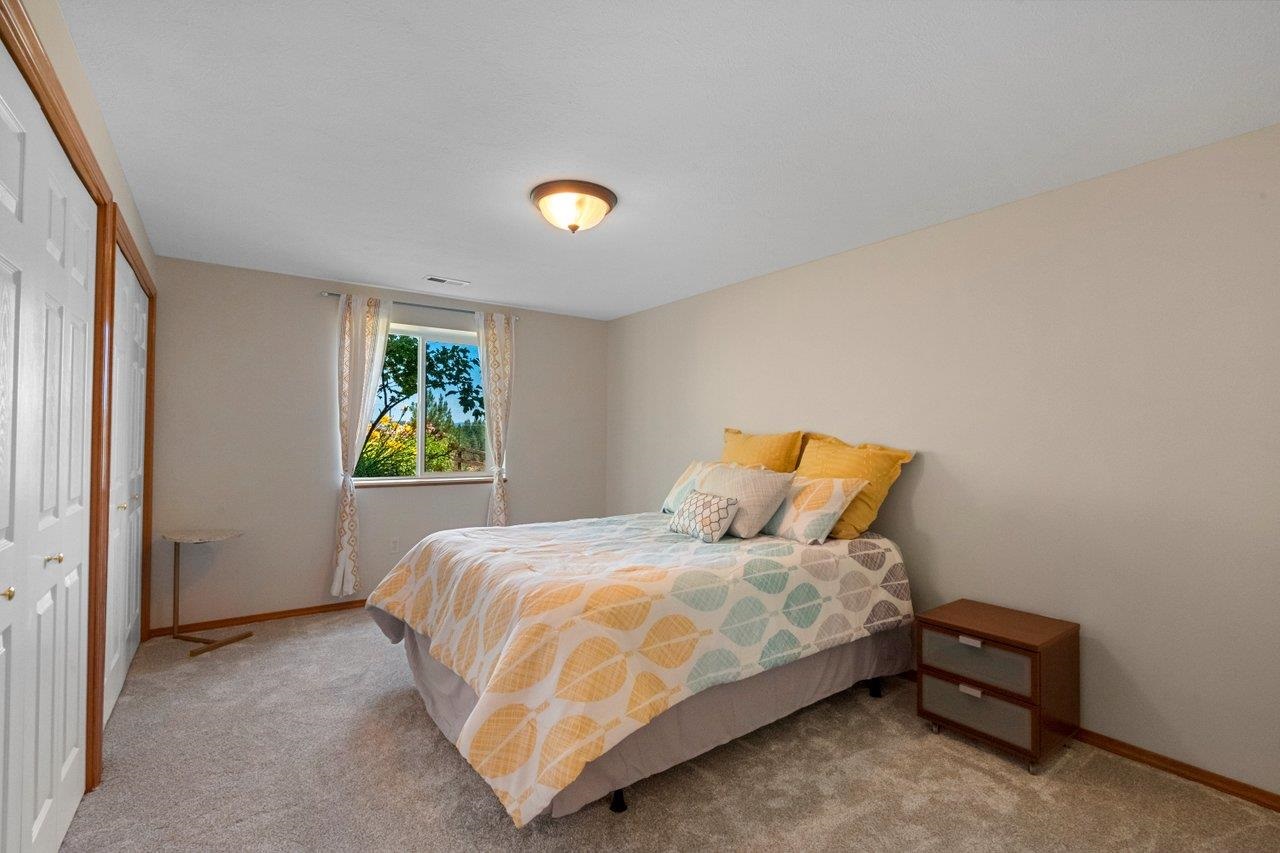 913 East Westcrest Road Colbert, WA 99005 - Photo 29 of 39