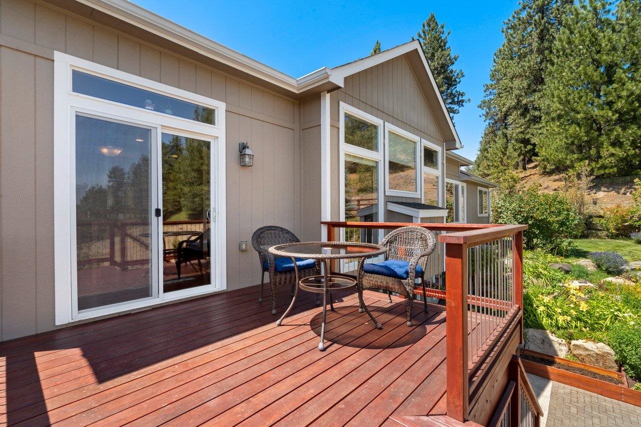 913 East Westcrest Road Colbert, WA 99005 - Photo 32 of 39
