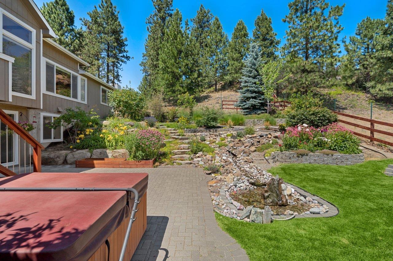 913 East Westcrest Road Colbert, WA 99005 - Photo 35 of 39