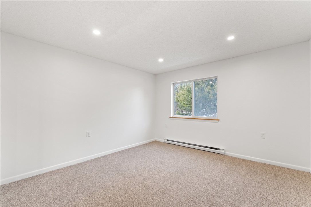 30 Argyle Avenue, Unit 201 Riverside, RI 02915 - Photo 20 of 37