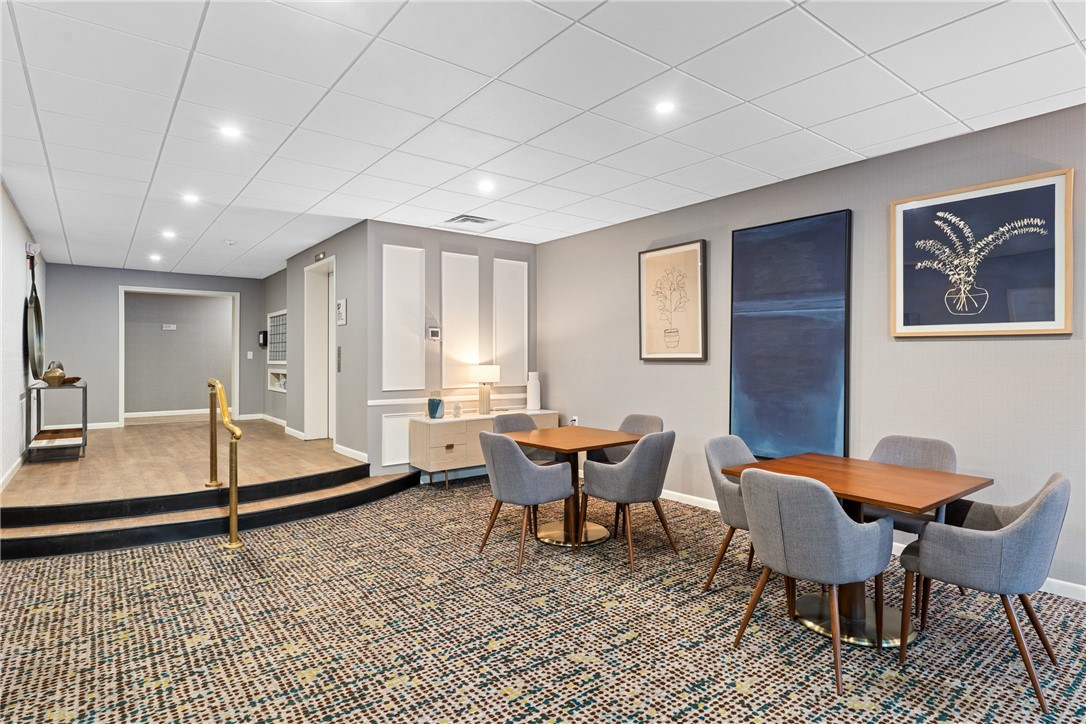 30 Argyle Avenue, Unit 201 Riverside, RI 02915 - Photo 6 of 37